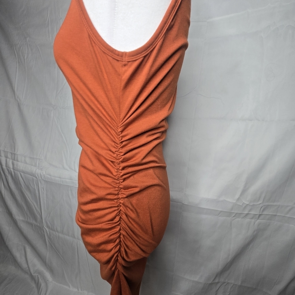 Medium Sleeveless Rust Dress Everyday Chic Rouched Bodycon Fall Minimalist - Picture 2 of 6